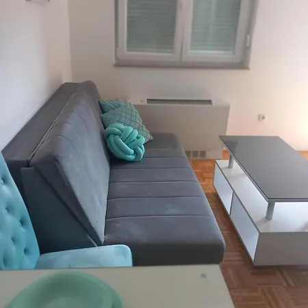 Apartman Iris Lejlighed