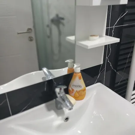 Apartman Iris *