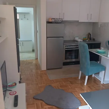 Apartman Iris Lejlighed